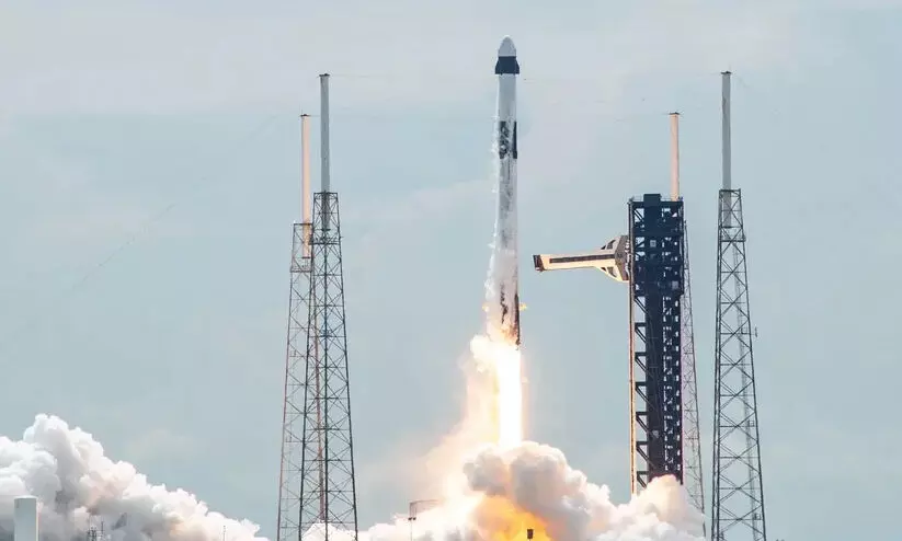 സുനിത വില്യംസിനെ തിരിച്ചെത്തിക്കുന്നതിനുള്ള സ്പേസ് എക്സിന്റെ ദൗത്യത്തിന് തുടക്കം സുനിത വില്യംസിനെ തിരിച്ചെത്തിക്കുന്നതിനുള്ള സ്പേസ് എക്സിന്റെ ദൗത്യത്തിന് തുടക്കം