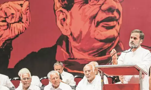 ചുമയുണ്ടായിരുന്ന യെച്ചൂരിയോട് ആശുപത്രിയിൽ പോകാൻ പറഞ്ഞത് താനായിരുന്നു; വൈകാരികമായി അനുസ്മരിച്ച് രാഹുൽ