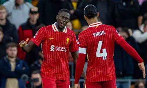 വോൾവ്സിനെതിരെ 2-1ന്റെ ജയം നേടി ലിവർപൂൾ; പ്രീമിയർ ലീഗിൽ ഒന്നാമത്