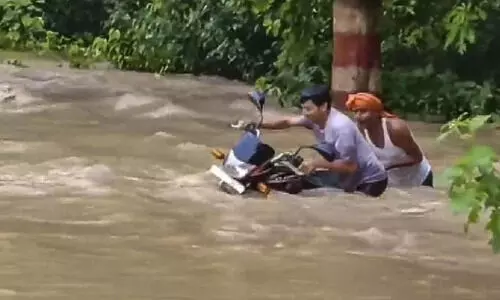 നേപ്പാളിൽ കനത്ത മഴ; ബിഹാറിലെ 13 ജില്ലകൾ വെള്ളത്തിൽ