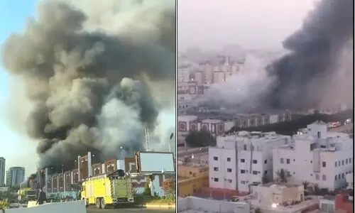 ജിദ്ദ മദീന റോഡിനോട് ചേർന്ന ഇന്റർനാഷണൽ ഷോപ്പിങ് സെന്ററിൽ വൻ തീപ്പിടിത്തം