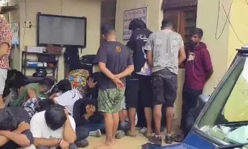 റേവ് പാര്‍ട്ടിക്കിടെ പോലീസ് റെയ്ഡ്, 64 പേർ കസ്റ്റഡിയിൽ; 15 യുവതികൾ അബോധാവസ്ഥയിൽ