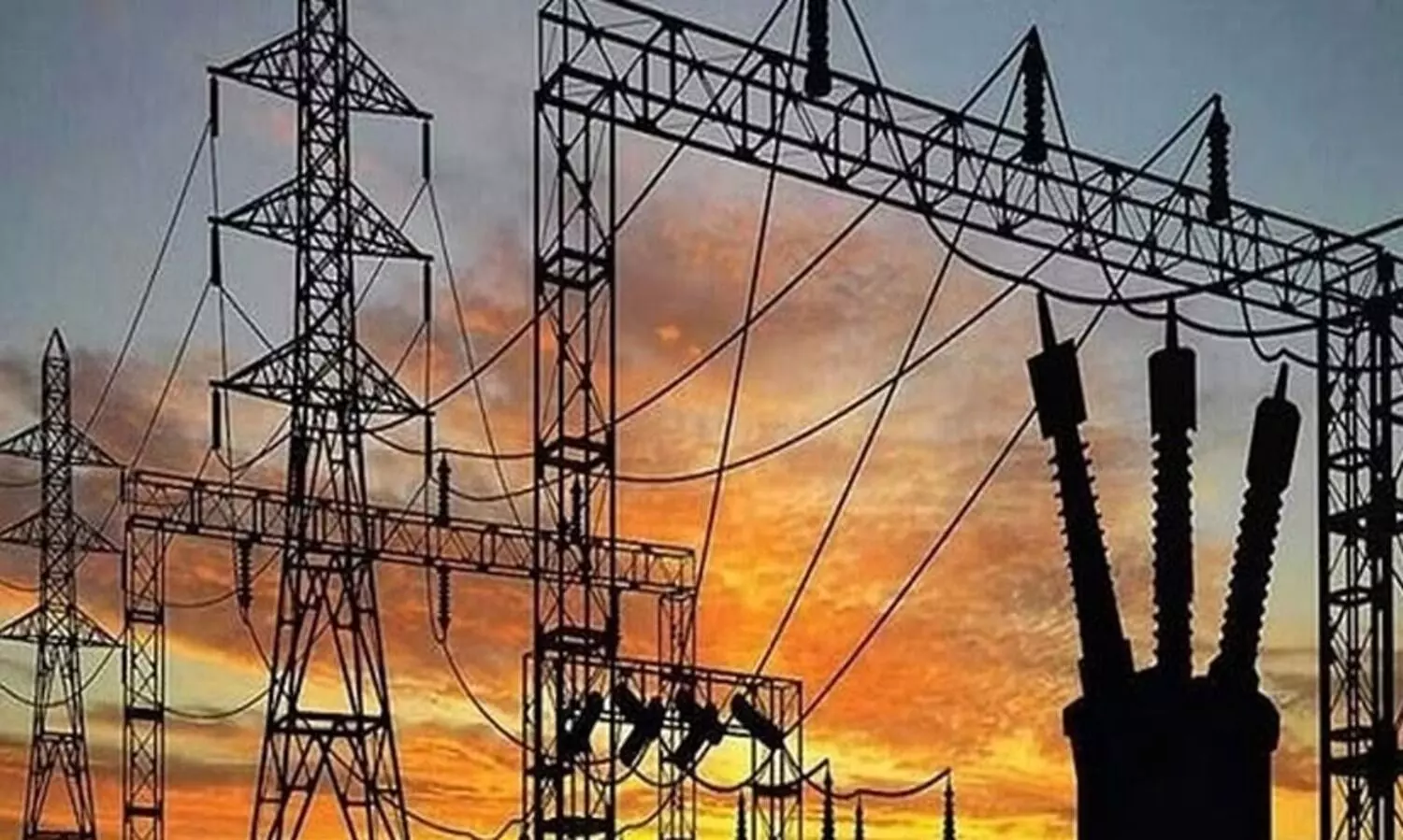 ഏപ്രിൽ ഒന്നുമുതൽ വർധിപ്പിച്ച വൈദ്യുതി നിരക്കിനൊപ്പം സർച്ചാർജും