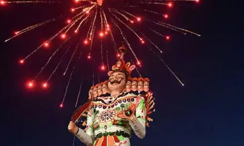 വി​ജ​യ​ദ​ശ​മി ആ​ഘോ​ഷം ഒ​ക്ടോ​ബ​ർ മൂ​ന്നു മു​ത​ൽ