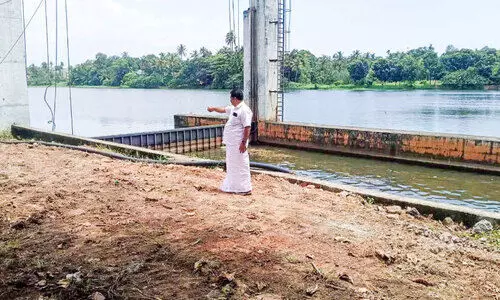 എടയാറ്റുചാലിലേക്ക് പെരിയാറിൽനിന്ന് വെള്ളമെത്തിക്കൽ; മോട്ടോർ സ്ഥാപിക്കുന്നത് മാലിന്യ കേന്ദ്രത്തിലെന്ന് ആക്ഷേപം