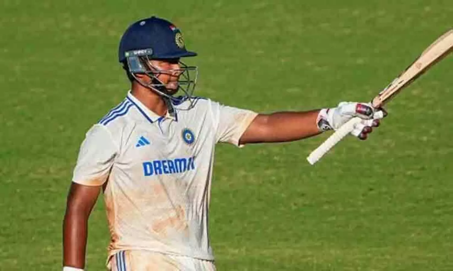 13ാം വയസിൽ അണ്ടർ 19ൽ റെക്കോർഡ് നേട്ടവുമായി വൈഭവ്; ഇന്ത്യക്കാരിൽ ഒന്നാമൻ, ലോകത്ത് രണ്ടാമത്!