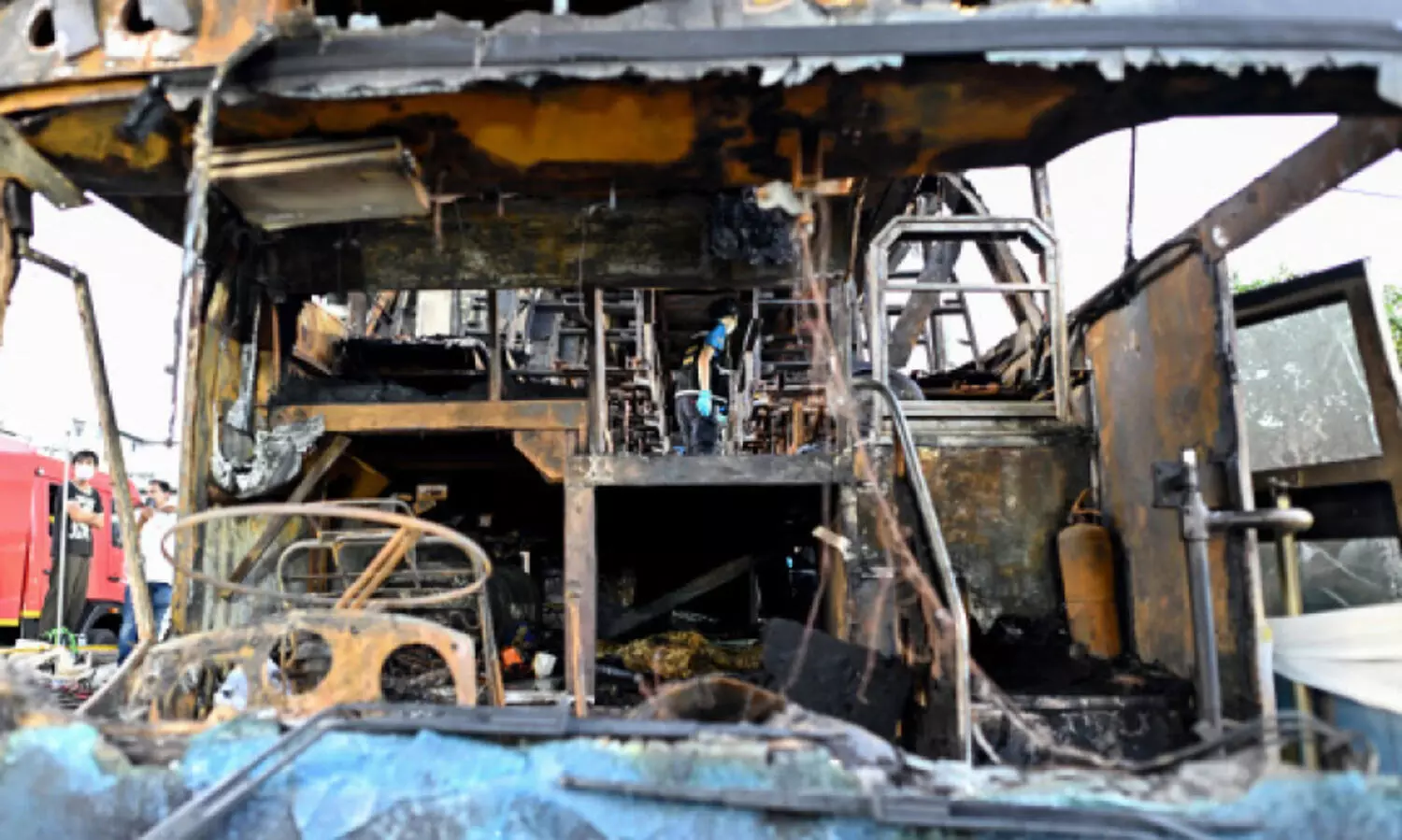 തായ്‍ലൻഡിൽ സ്കൂൾ ബസിന്  തീപിടിച്ച് 20ലേറെ മരണം