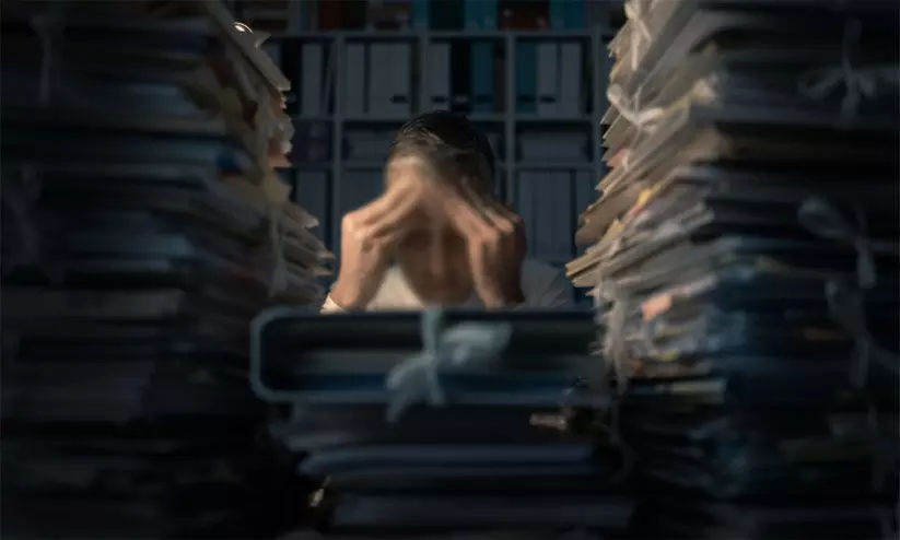 അമിത ജോലിഭാരം; വീർപ്പുമുട്ടി വിദ്യാഭ്യാസവകുപ്പ് ജീവനക്കാർ