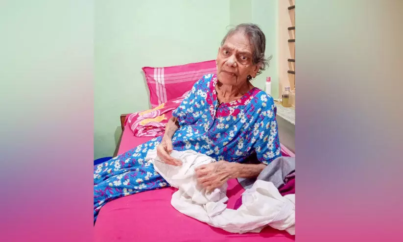 നൂ​റ്റാ​ണ്ടി​ന്‍റെ ഓ​ർ​മ​ത്തി​ര​യി​ൽ ത​ങ്കം