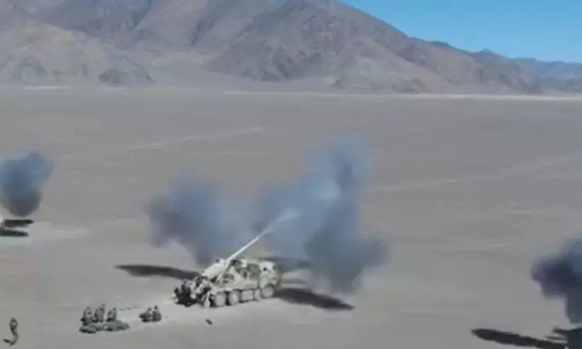 അതിർത്തിക്കടുത്ത് മിസൈൽ പരീക്ഷണവുമായി ചൈന; ഇന്ത്യക്കുള്ള മുന്നറിയിപ്പെന്ന് നിരീക്ഷകർ