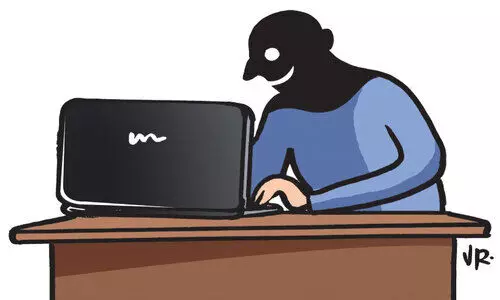 ആ​ധാ​രം ര​ജി​സ്​​ട്രേ​ഷ​ൻ  വി​വ​ര​ങ്ങ​ൾ ​വെ​ബ്​​സൈ​റ്റി​ൽ; സൈ​ബ​ർ ത​ട്ടി​പ്പി​ന്​ വ​ഴിതു​റ​ക്കു​ന്നു