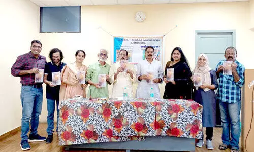 എ​ഴു​ത്തു​കാ​രു​ടെ സം​ഗ​മവേ​ദി​യാ​യി ‘ക​ഥ-​ക​വി​ത ബം​ഗ​ളൂ​രു 2024’ പ്ര​കാ​ശ​നം