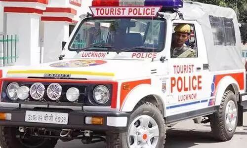 ഐഫോൺ ഓർഡർ ചെയ്തയാൾ ഡെലിവറി ഏജന്‍റിനെ കൊലപ്പെടുത്തി ഫോൺ തട്ടിയെടുത്തു; സംഭവം യു.പിയിൽ