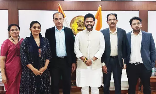 ഉയരെ പറന്ന് അൽഹിന്ദ്... ഉയരെ പറന്ന് അൽഹിന്ദ്...