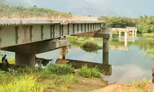 മലമ്പുഴ റിങ് റോഡിലെ ഉരുക്ക് പാലം നിര്‍മാണം ഇഴയുന്നു