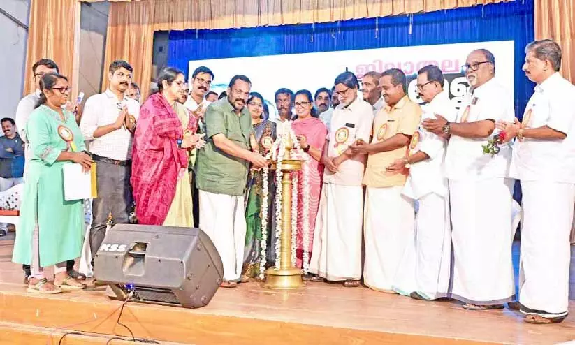 റവന്യൂ വകുപ്പ് ഇ-സേവനങ്ങൾ വ്യാപിപ്പിക്കും -മന്ത്രി റവന്യൂ വകുപ്പ് ഇ-സേവനങ്ങൾ വ്യാപിപ്പിക്കും -മന്ത്രി