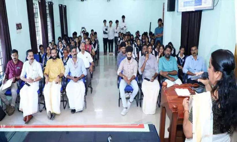 ദേ​ശീ​യ ര​ക്ത​ദാ​ന ദി​നാചരണം