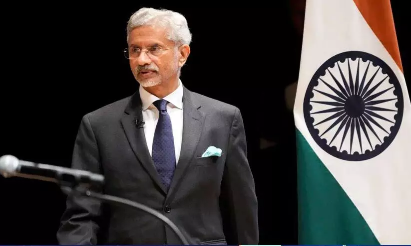 ഇറാൻ യാത്ര ഒഴിവാക്കണമെന്ന് വിദേശകാര്യ മന്ത്രാലയം; ഇസ്രായേലിലുള്ള ഇന്ത്യക്കാരോട് ജാഗ്രത പാലിക്കാനും നിർദേശം ഇറാൻ യാത്ര ഒഴിവാക്കണമെന്ന് വിദേശകാര്യ മന്ത്രാലയം; ഇസ്രായേലിലുള്ള ഇന്ത്യക്കാരോട് ജാഗ്രത പാലിക്കാനും നിർദേശം