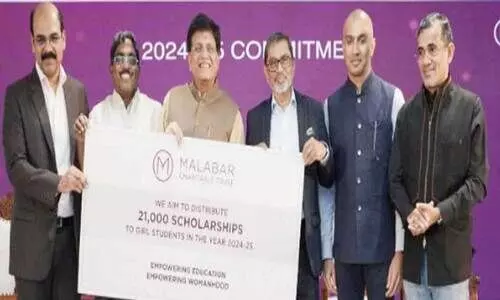 പെണ്‍കുട്ടികൾക്ക് മലബാര്‍ ഗ്രൂപ്പിന്റെ 16 കോടിയുടെ വിദ്യാഭ്യാസ സ്‌കോളര്‍ഷിപ്