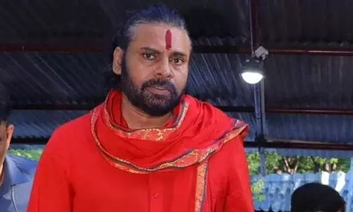 ലഡു വിവാദത്തിന് പിന്നാലെ തിരുപ്പതി സന്ദർശനവുമായി പവൻ കല്യാൺ; സനാതന ധർമ്മം സംരക്ഷിക്കാനെന്ന്