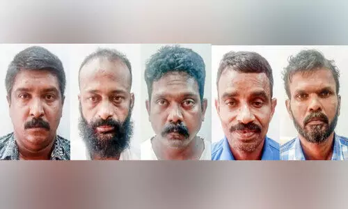 ക​വ​ർ​ച്ച കേ​സി​ൽ അ​ഞ്ചു​പേ​ർ അ​റ​സ്റ്റി​ൽ