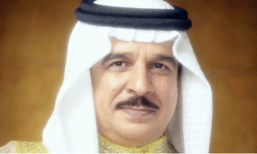 രാ​ജാ​വ് ഹ​മ​ദ്​ ബി​ൻ ഈ​സ ആ​ൽ ഖ​ലീ​ഫ