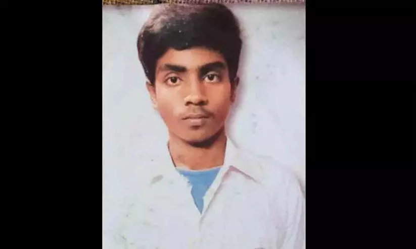 കൊൽക്കത്തയിൽ റോഡു പണിക്കിടെ ജെ.സി.ബിയുടെ കൈതട്ടി ഒമ്പതാം ക്ലാസുകാരൻ മരിച്ചു