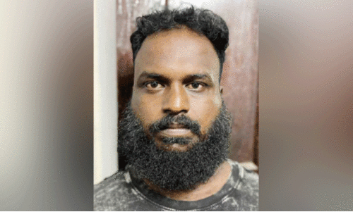 ക്രിമിനല് കേസുകളിലെ പ്രതി വിദേശ മദ്യവുമായി പിടിയില് ക്രിമിനല് കേസുകളിലെ പ്രതി വിദേശ മദ്യവുമായി പിടിയില്