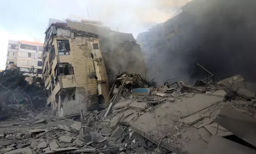 അതിർത്തിയിൽ ഇസ്രായേൽ സൈന്യത്തിന് ബോംബേറ്; ലബനാനിൽ കൂട്ട കുടിയൊഴിപ്പിക്കൽ അതിർത്തിയിൽ ഇസ്രായേൽ സൈന്യത്തിന് ബോംബേറ്; ലബനാനിൽ കൂട്ട കുടിയൊഴിപ്പിക്കൽ