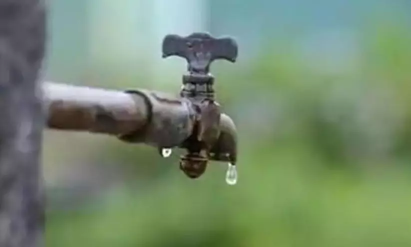 ത​ട​യ​ണ ത​ക​ർ​ന്നി​ട്ട് ആ​റാ​ണ്ട്; തി​രി​ഞ്ഞുനോ​ക്കാ​തെ അ​ധി​കൃ​ത​ർ