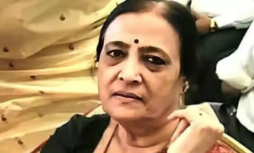 മുൻ ഇന്ത്യൻ ക്രിക്കറ്റ് താരത്തിന്‍റെ മാതാവ് ദുരൂഹ സാഹചര്യത്തിൽ ഫ്ലാറ്റിൽ മരിച്ച നില‍യിൽ