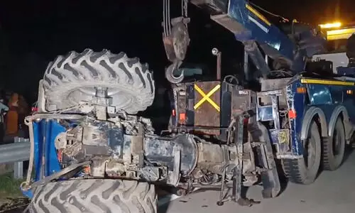 മിർസാപൂരിൽ ട്രാക്ടറിൽ ട്രക്ക് ഇടിച്ച് 10 പേർ മരിച്ചു; മൂന്നു പേർക്ക് പരിക്ക്