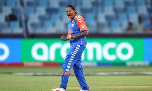 ആശ ശോഭനക്ക് വിക്കറ്റ്; ന്യൂസിലൻഡിനെതിരെ ഇന്ത്യക്ക് 161 റൺസ് വിജയലക്ഷ്യം