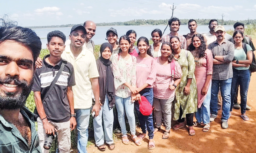 ച​ങ്ങാ​തി​ത്തു​മ്പി​ക​ളു​​​ടെ ആ​വാ​സ​കേ​ന്ദ്ര​മാ​യി കോ​ൾ മേ​ഖ​ല