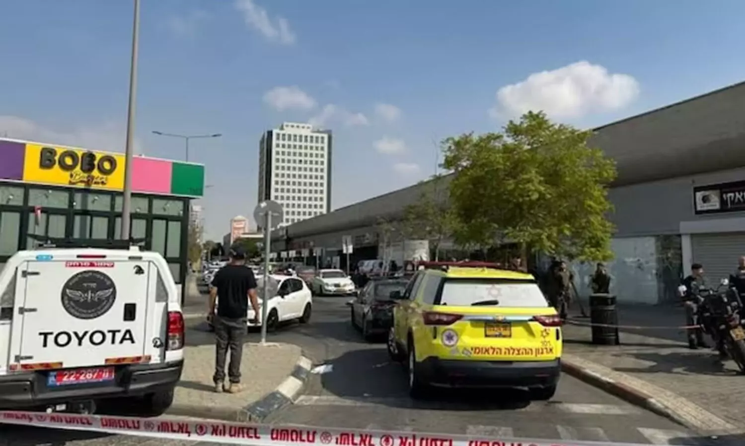 ഇസ്രാ​യേലിലെ ബസ് സ്റ്റേഷനിൽ വെടിവെപ്പ്; ഒരാൾ കൊല്ലപ്പെട്ടു, പത്തുപേർക്ക് പരിക്ക്