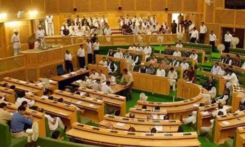 ജമ്മുകശ്മീരിൽ അഞ്ച് അംഗങ്ങളെ നാമനിർദേശം ചെയ്യാൻ ലഫ്. ഗവർണറുടെ തിരക്കിട്ട നീക്കം; എതിർപ്പുമായി ഇൻഡ്യ സഖ്യം