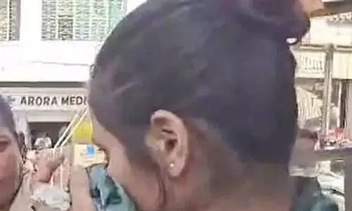 അയാളെന്നെ ബ്ലാക്മെയിൽ ചെയ്തു; ഞാൻ മുഖത്ത് ആസിഡ് ഒഴിച്ചു -മുൻ കാമുകനെ ആക്രമിച്ചതിനെ കുറിച്ച് യു.പി യുവതി