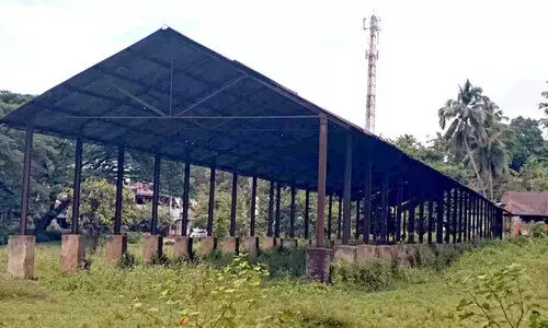 തെന്മലയിൽ കമ്യൂണിറ്റി ഹാൾ നടപ്പായില്ല; ഷെഡ് നശിക്കുന്നു