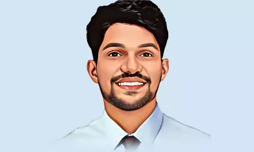 പു​ഞ്ചി​രി വി​ട​ർ​ത്തു​ന്ന മാ​ന്ത്രി​ക വി​ര​ലു​ക​ൾ