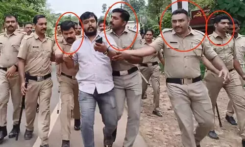 പൊലീസ് മ​ർ​ദ​ന​മേ​റ്റ ദേ​ശാ​ഭി​മാ​നി ലേ​ഖ​ക​ന്റെ കു​റി​പ്പ് പ്ര​വ​ർ​ത്ത​ക​ർ​ക്കി​ട​യി​ൽ ച​ർ​ച്ച