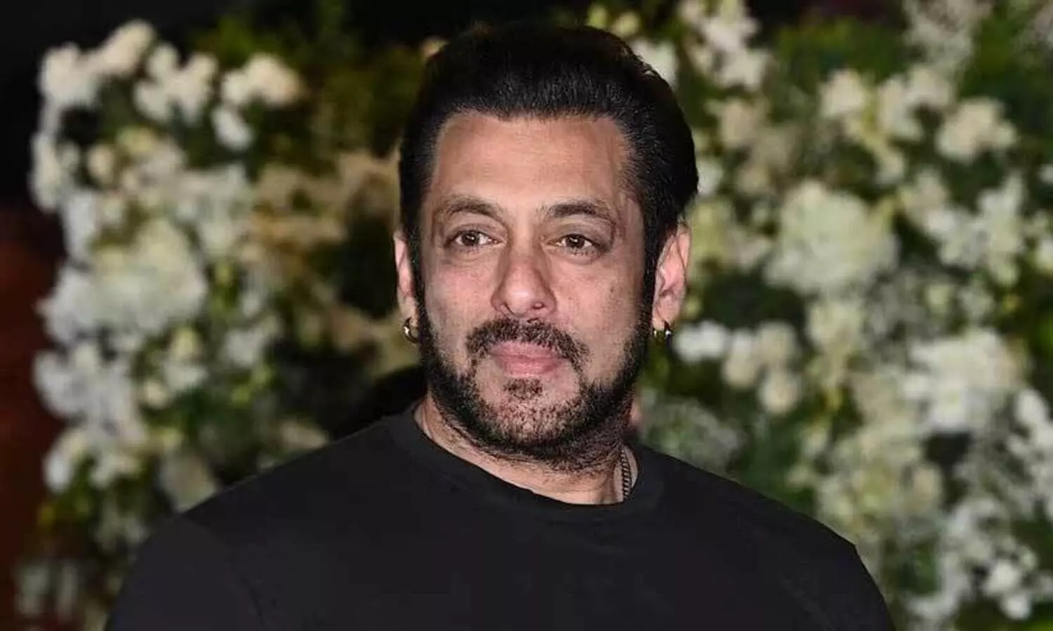 Salman  khan said that his mother is a big fan of Sanaya Irani