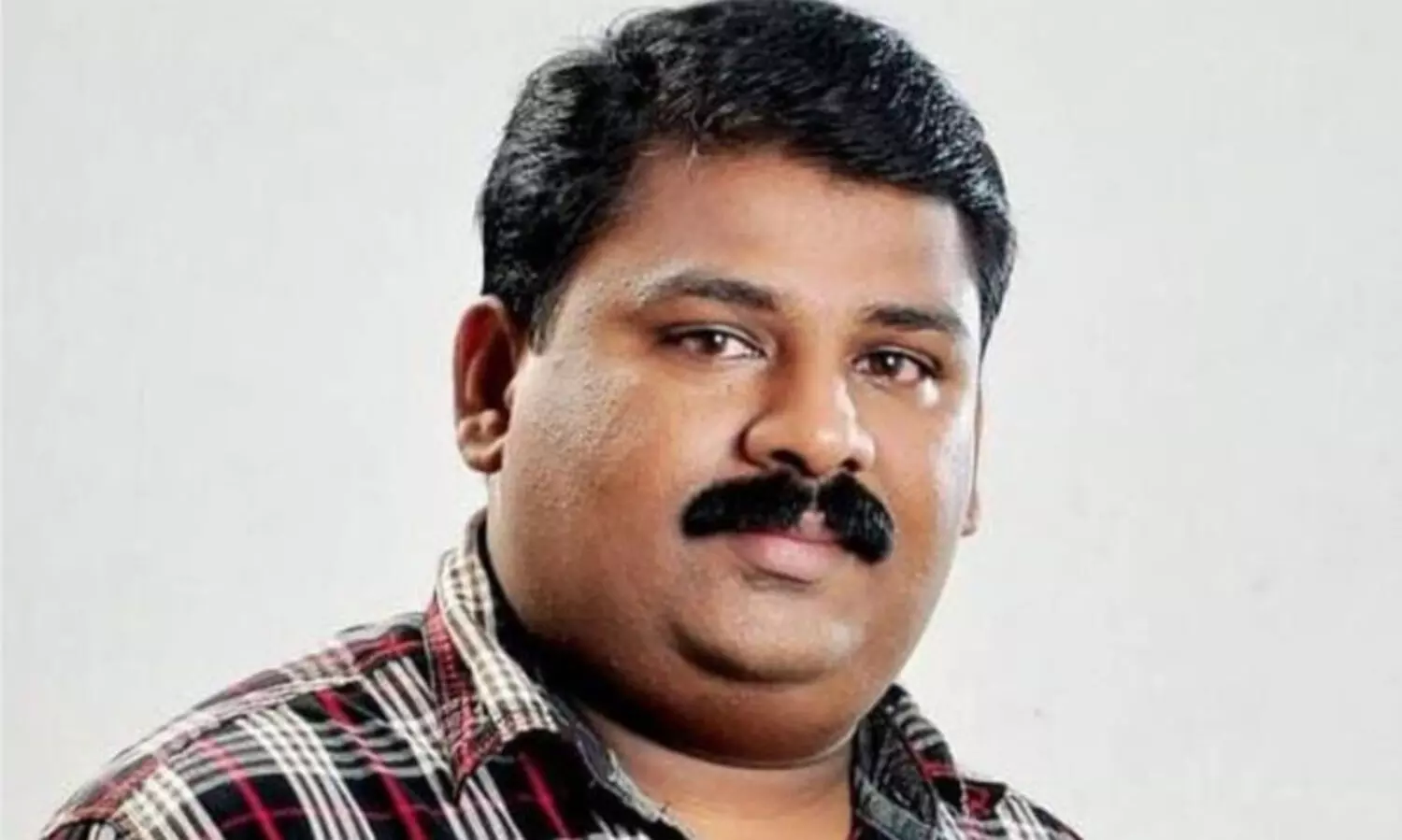 സിനിമയിൽ വേഷം വാഗ്ദാനം ചെയ്ത് 10 ലക്ഷം രൂപ തട്ടിയെന്ന പരാതിയിൽ നിർമാതാവ് അറസ്റ്റിൽ