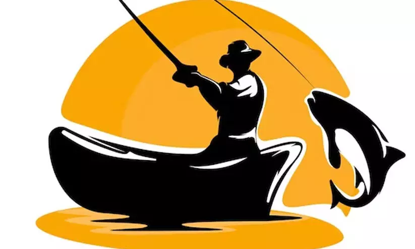 അനധികൃതമായി മത്സ്യബന്ധനം നടത്തിയ ബോട്ടുകൾ ഫിഷറീസ് വകുപ്പ് പിടികൂടി അനധികൃതമായി മത്സ്യബന്ധനം നടത്തിയ ബോട്ടുകൾ ഫിഷറീസ് വകുപ്പ് പിടികൂടി