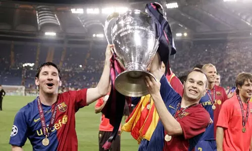 മാന്ത്രികതയുള്ള സഹതാരം...; ഹൃദയസ്പർശിയായ കുറിപ്പിലൂടെ ഇനിയസ്റ്റക്ക് ആശംസകൾ നേർന്ന് മെസ്സി