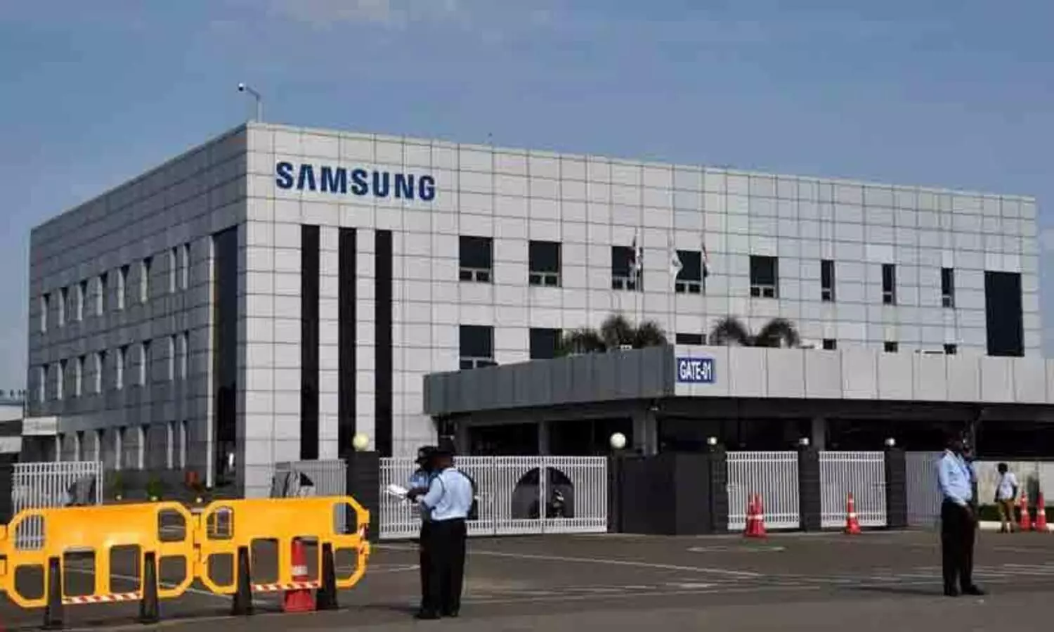 സാംസങ് ഇലക്‌ട്രോണിക്സ് കമ്പനിയിലെ തൊഴിൽ സമരം; പ്രതിഷേധിച്ച 250ഓളം തൊഴിലാളികൾ അറസ്റ്റിൽ