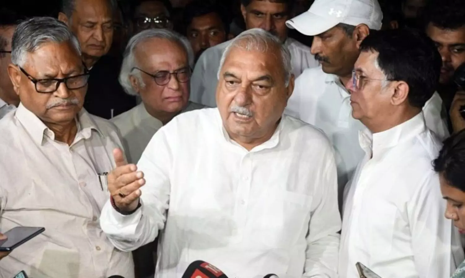 ‘വോട്ടിങ് യന്ത്രങ്ങൾ ഹാക്ക് ചെയ്തു’: ഹരിയാന തെരഞ്ഞെടുപ്പ് ഫലത്തിൽ പരാതിയുമായി കോൺഗ്രസ്