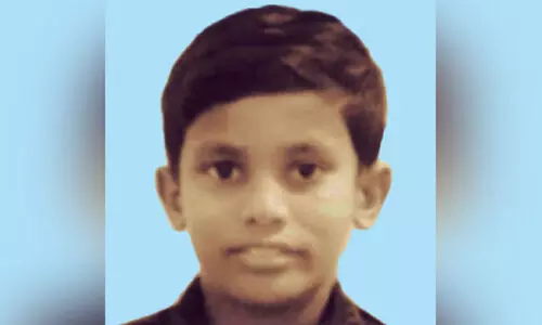 ഉച്ചഭക്ഷണം കഴിക്കാന്‍ പോകവെ ബൈക്കിൽ ലോറിയിടിച്ച് വിദ്യാർഥി മരിച്ചു