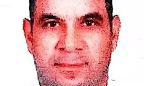 രാ​കേ​ഷ്  കു​മാ​ർ