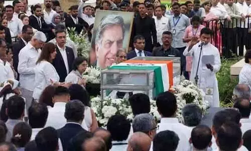 ​​രത്തൻ ടാറ്റക്ക് ഭാരതരത്ന നൽകണമെന്ന് മഹാരാഷ്ട്ര സർക്കാർ