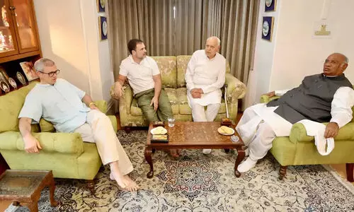 നാല് സ്വതന്ത്രർ കൂടി ഉമർ അബ്ദുല്ലയുടെ പാർട്ടിക്ക് പിന്തുണ പ്രഖ്യാപിച്ചു; കേവല ഭൂരിപക്ഷം കടന്നു